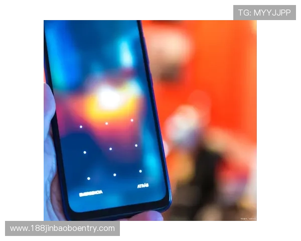 优质PA视讯手机助你实现高清视频通话与流畅直播，让沟通更顺畅带来极致视觉享受的便携选择